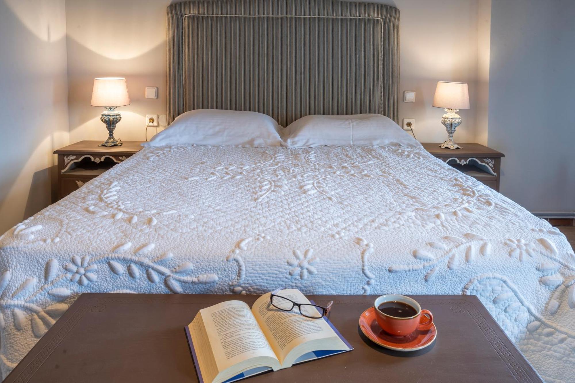 Shamrock Elati Retreats Hotell Exteriör bild